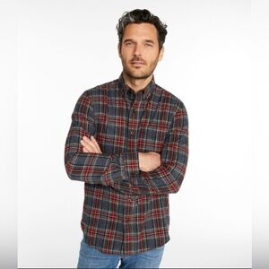 L.L. Bean Men's Red and Green Plaid Casual Button Down Shirt